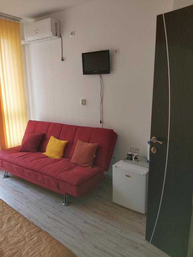 Апартамент Жанет Apartment Поморие Екстериор снимка