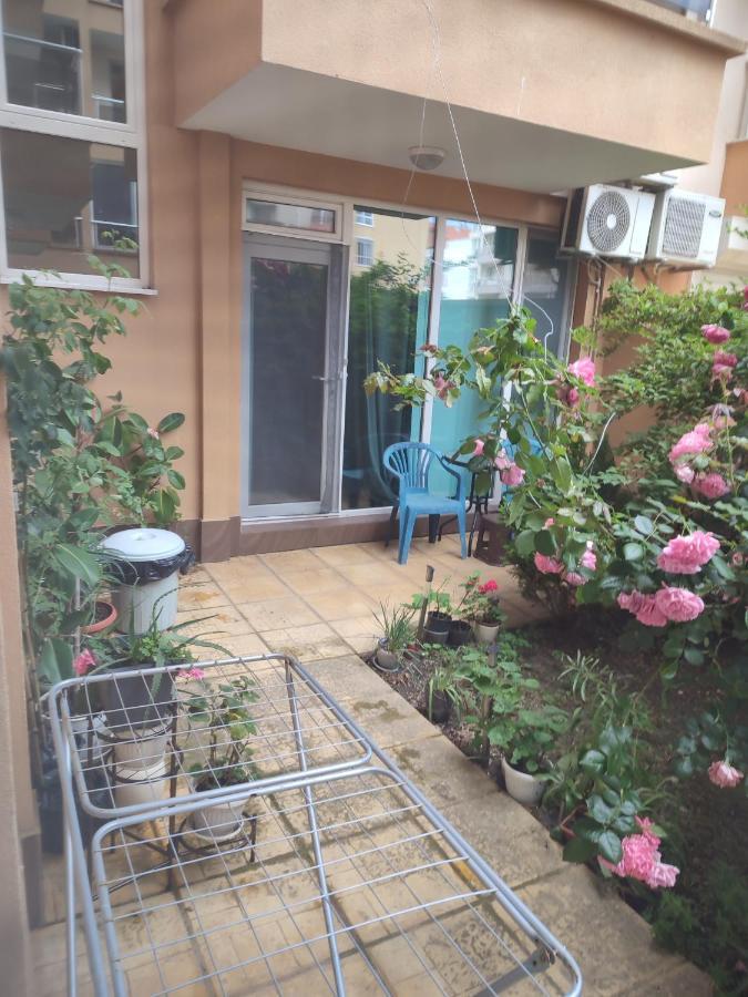 Апартамент Жанет Apartment Поморие Екстериор снимка