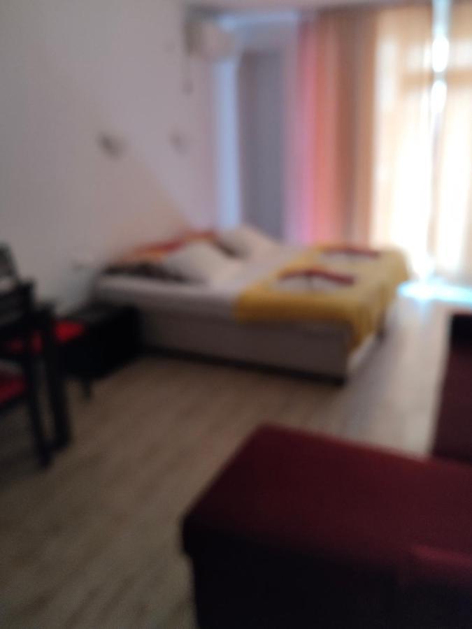 Апартамент Жанет Apartment Поморие Екстериор снимка
