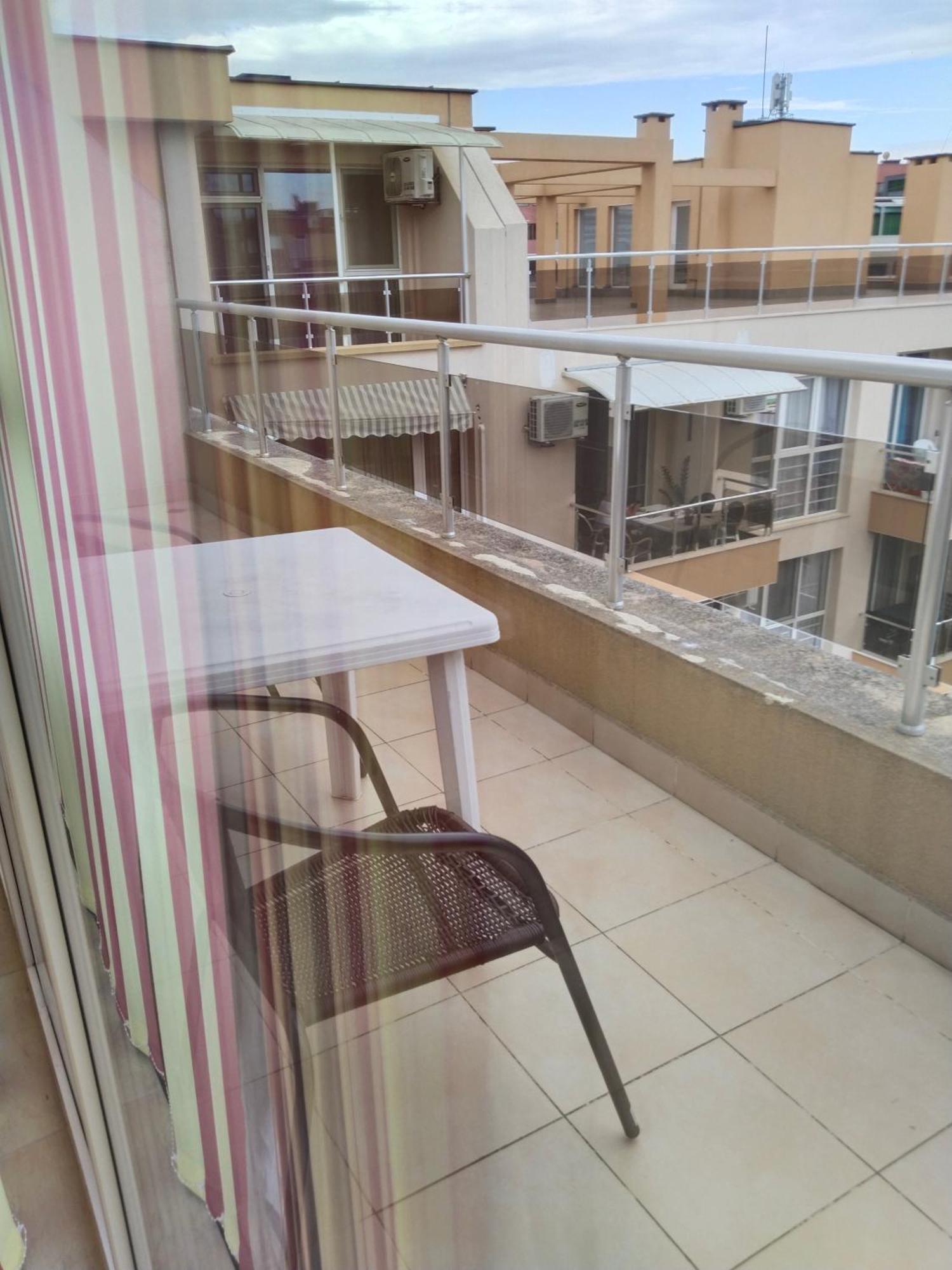 Апартамент Жанет Apartment Поморие Екстериор снимка